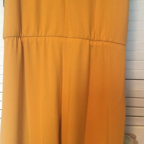 Gold Sleeveless Jumpsuit Size L 14 16 Keyhole - Picture 3 of 12